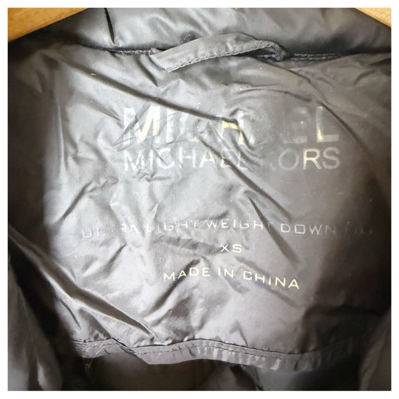 Michael Kors Quilted Puffer Vest | Women’s XS | Black | Ultralight Down - Picture 5 of 10